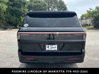 2026 Lincoln Navigator L Reserve
