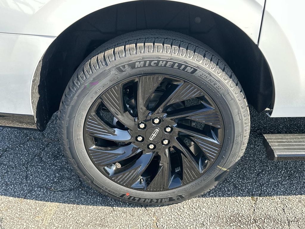 2026 Lincoln Navigator L Reserve