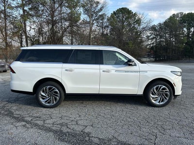 2026 Lincoln Navigator L Reserve