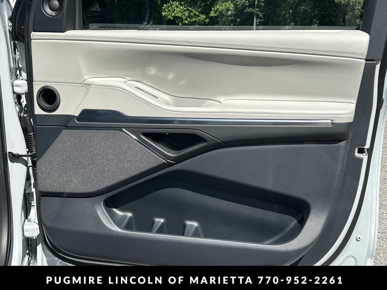 2026 Lincoln Navigator L Reserve