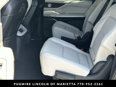 2026 Lincoln Navigator L Reserve