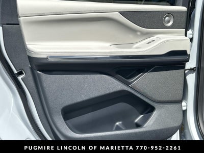 2026 Lincoln Navigator L Reserve