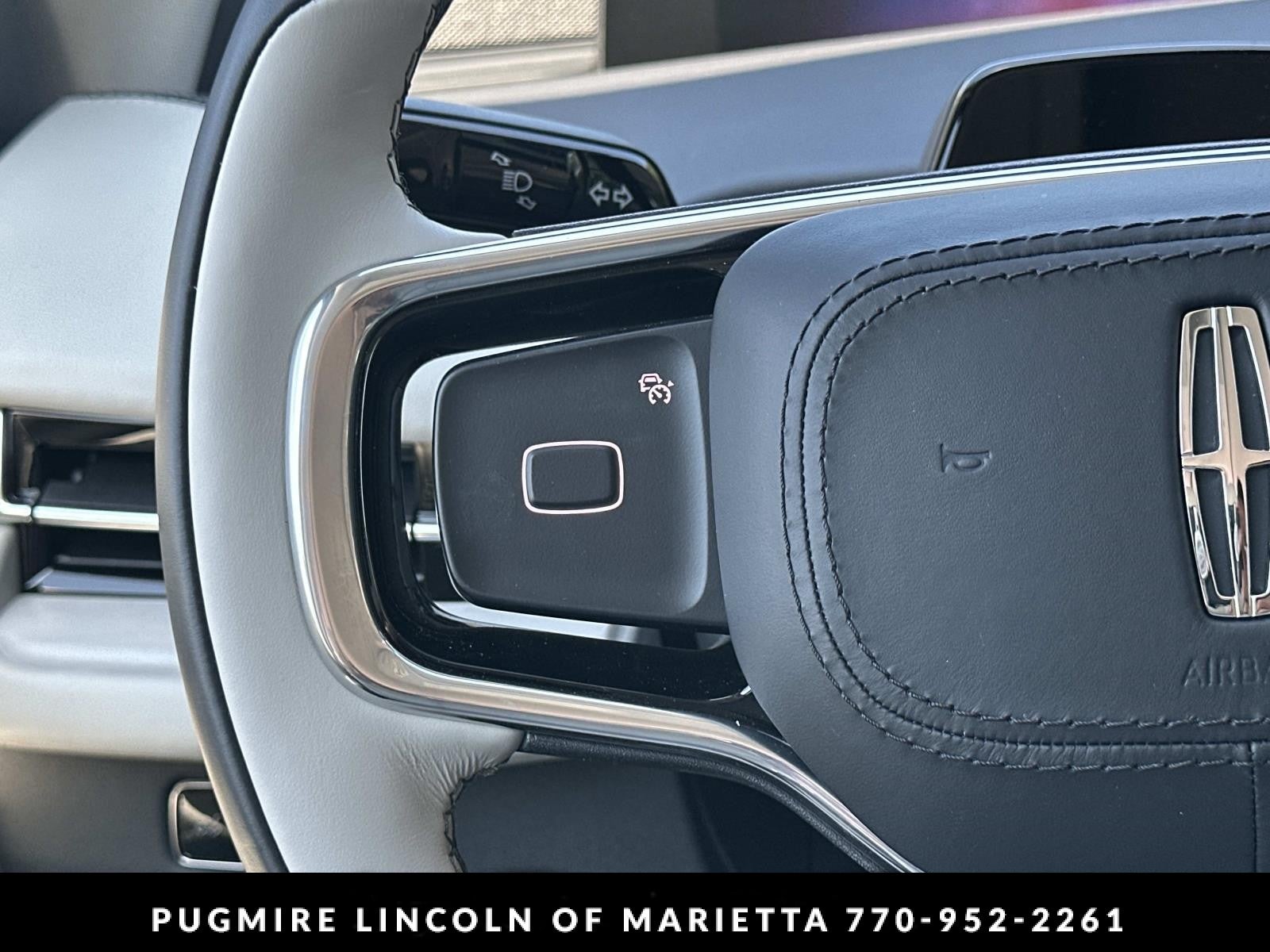 2026 Lincoln Navigator L Reserve