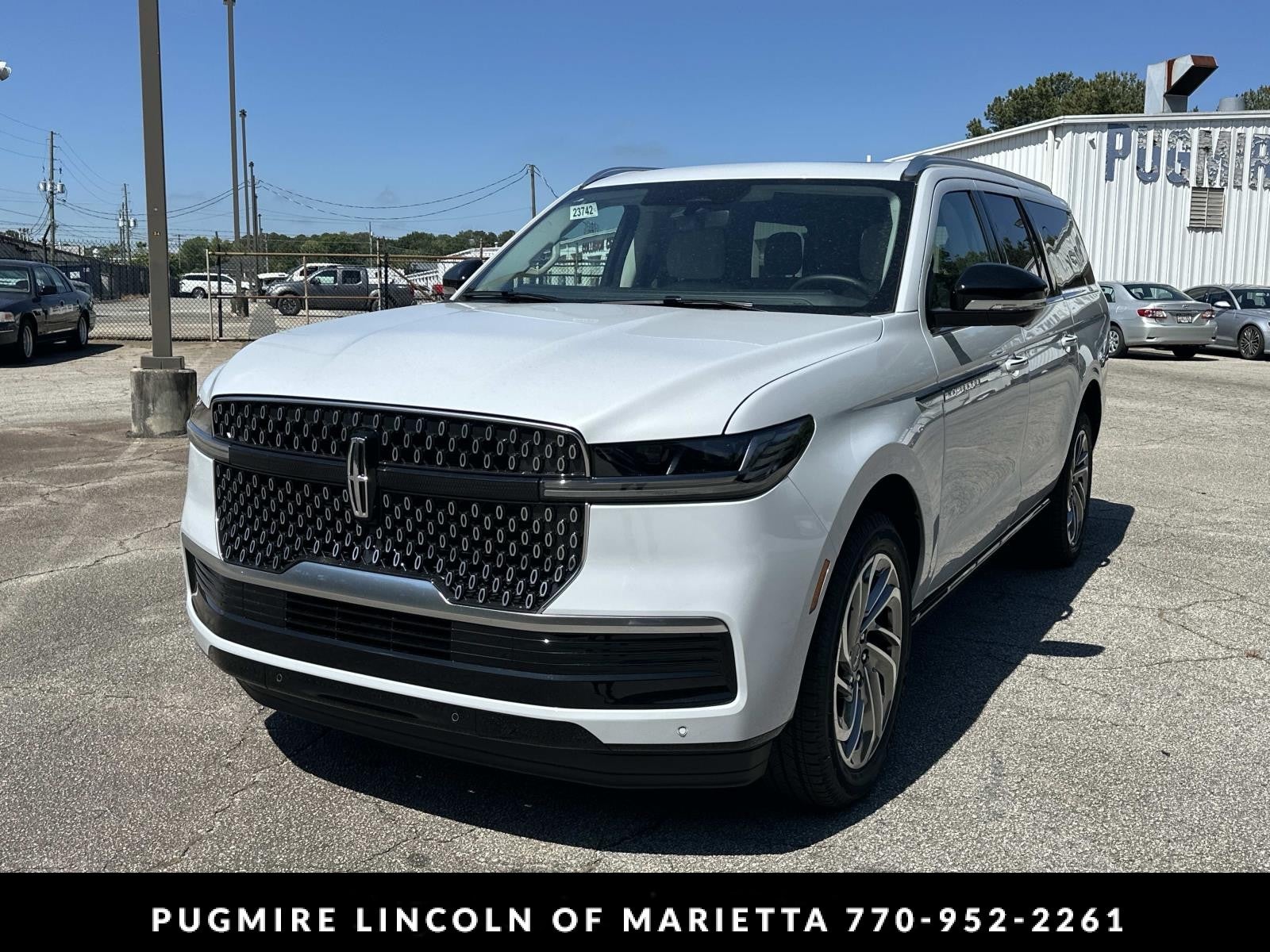 2026 Lincoln Navigator L Reserve