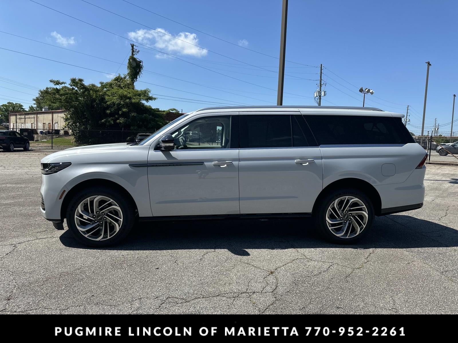 2026 Lincoln Navigator L Reserve