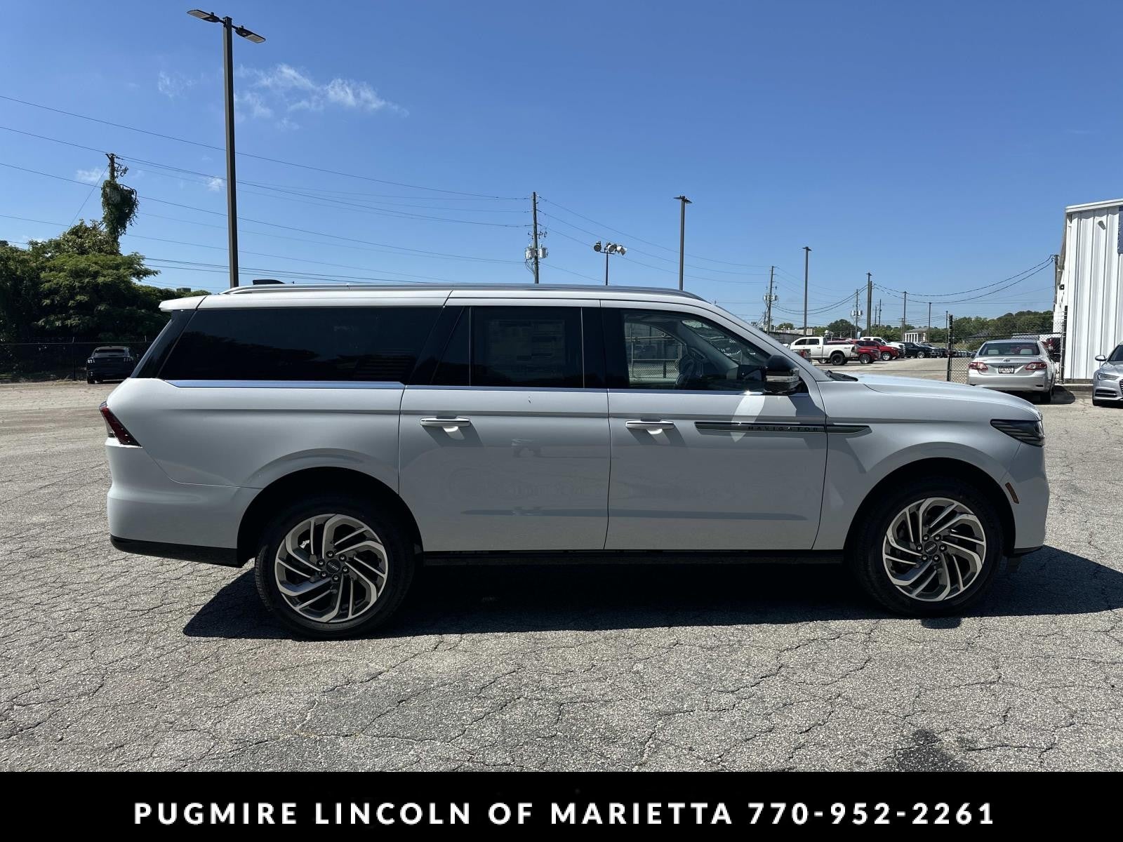 2026 Lincoln Navigator L Reserve