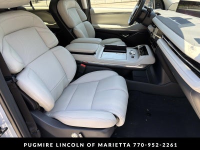 2026 Lincoln Navigator L Reserve