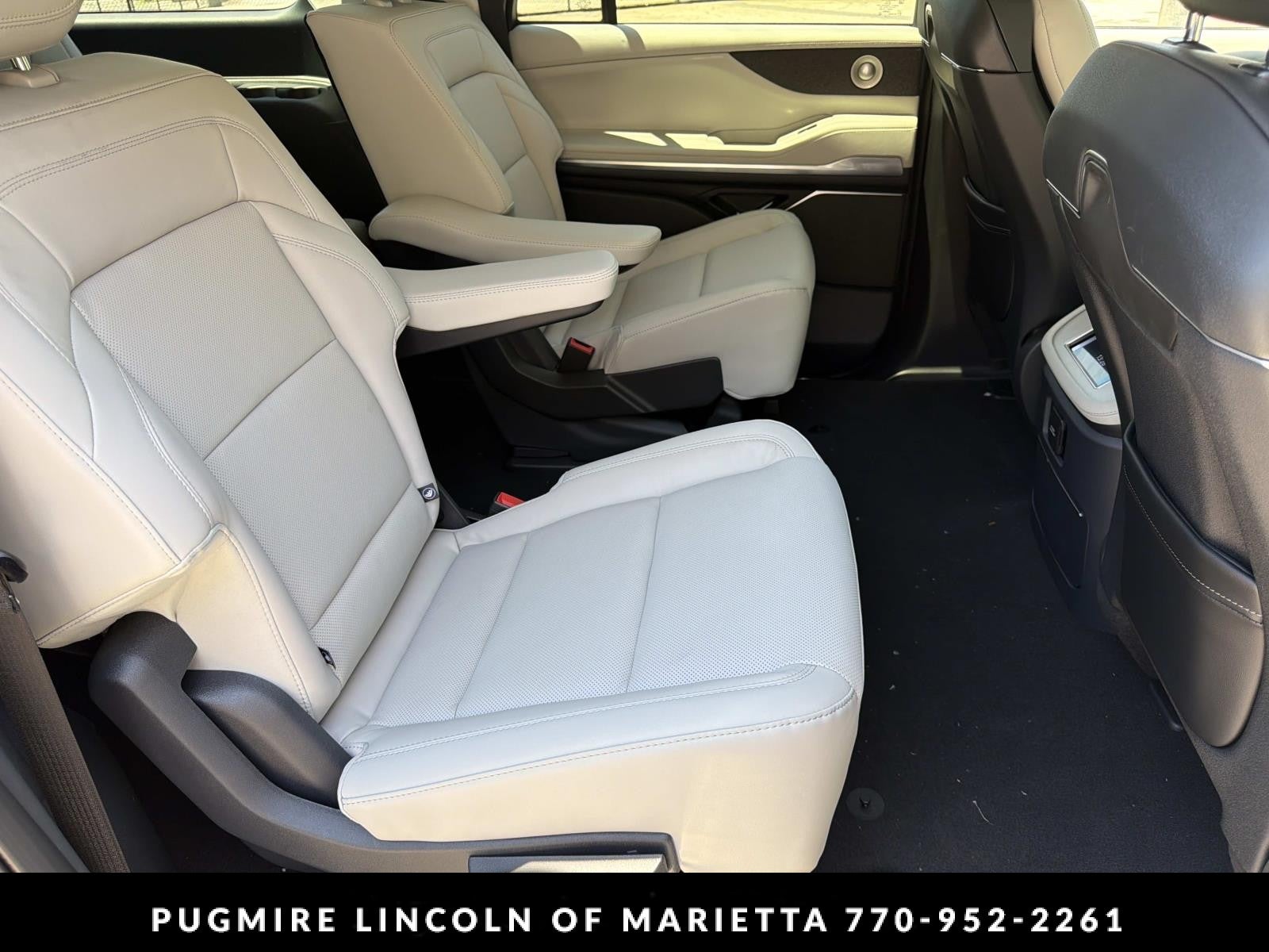 2026 Lincoln Navigator L Reserve