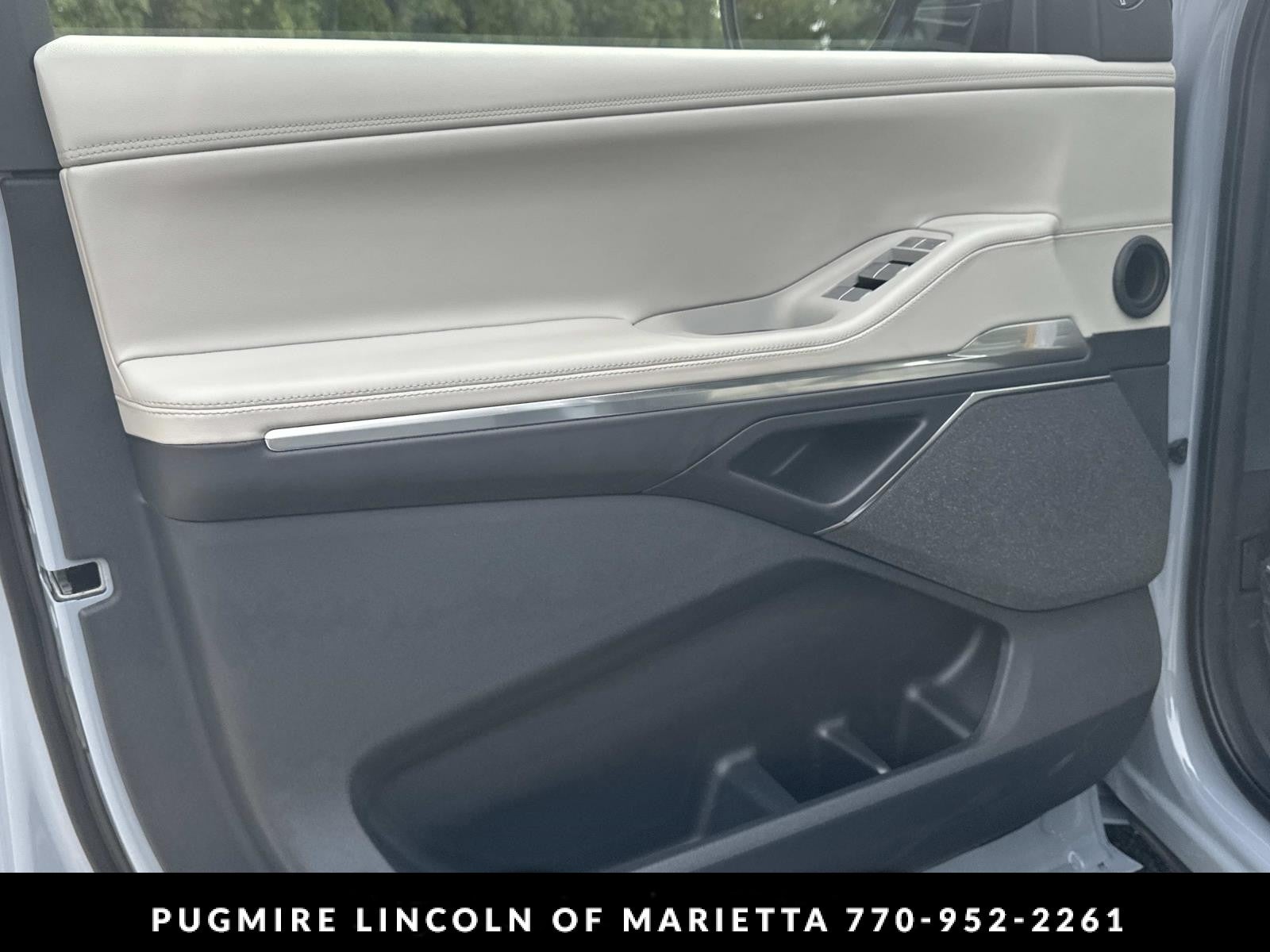 2026 Lincoln Navigator L Reserve