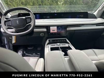 2026 Lincoln Navigator L Reserve