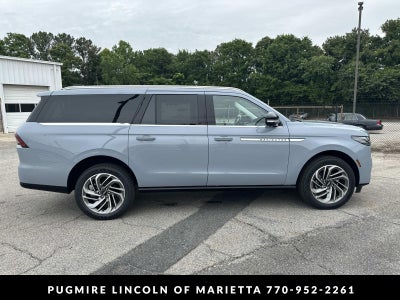 2026 Lincoln Navigator L Reserve