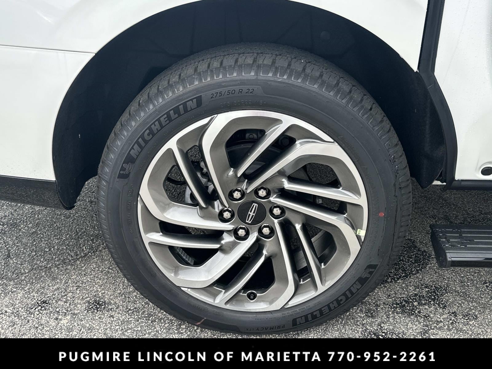 2027 Lincoln Navigator L Reserve