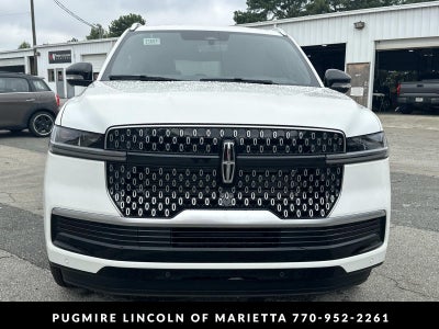 2027 Lincoln Navigator L Reserve