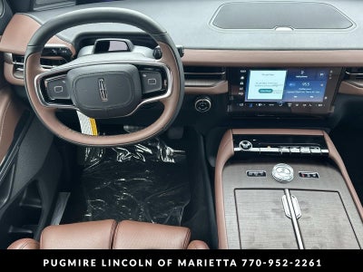 2027 Lincoln Navigator L Reserve
