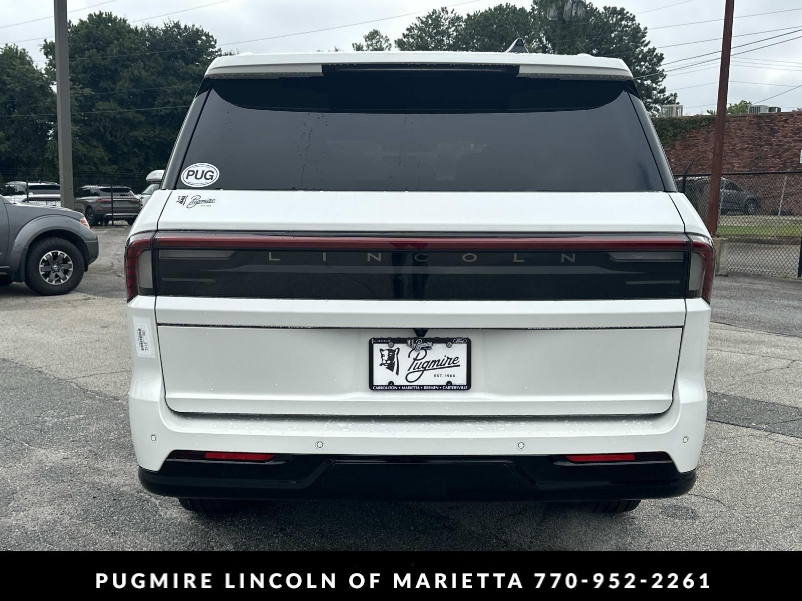 2027 Lincoln Navigator L Reserve