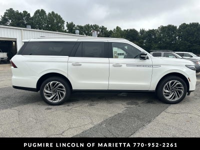 2027 Lincoln Navigator L Reserve