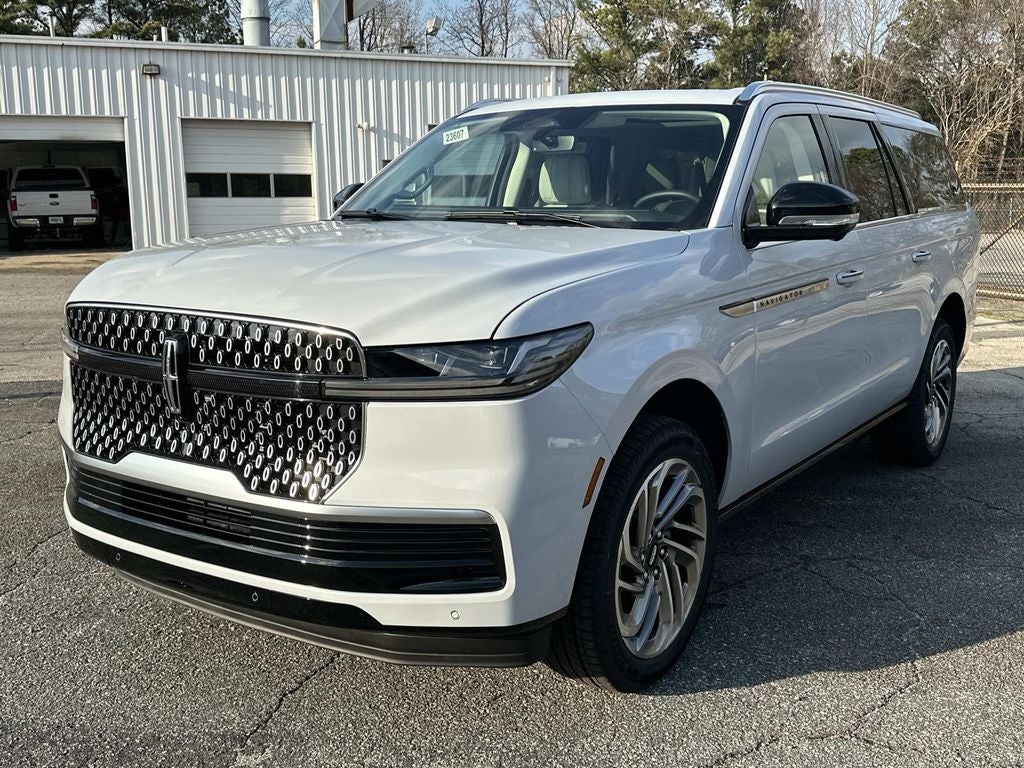 2026 Lincoln Navigator L Reserve