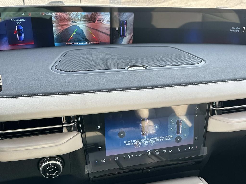 2026 Lincoln Navigator L Reserve