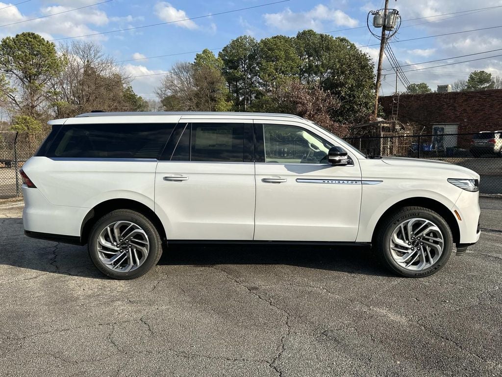2026 Lincoln Navigator L Reserve