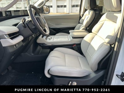 2026 Lincoln Navigator L Reserve