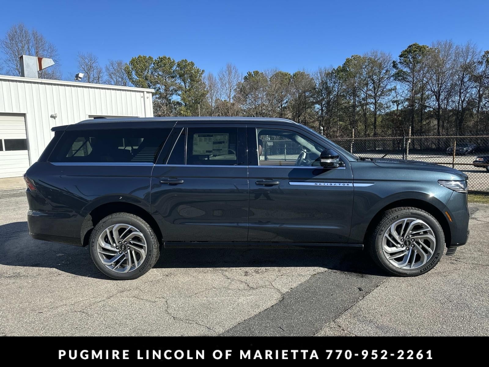 2026 Lincoln Navigator L Reserve