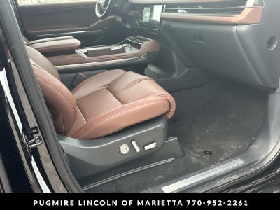 2026 Lincoln Navigator L Reserve