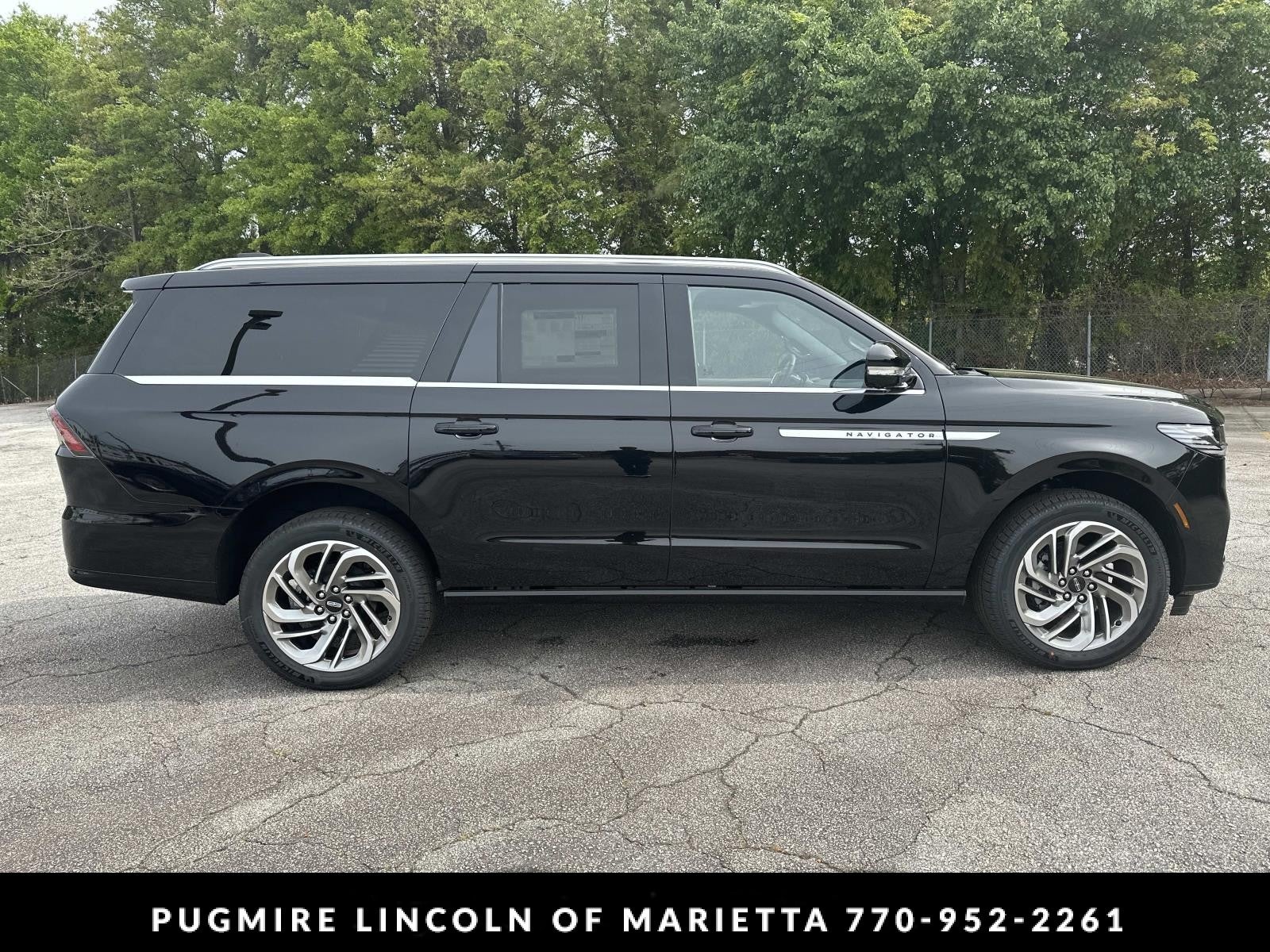 2026 Lincoln Navigator L Reserve