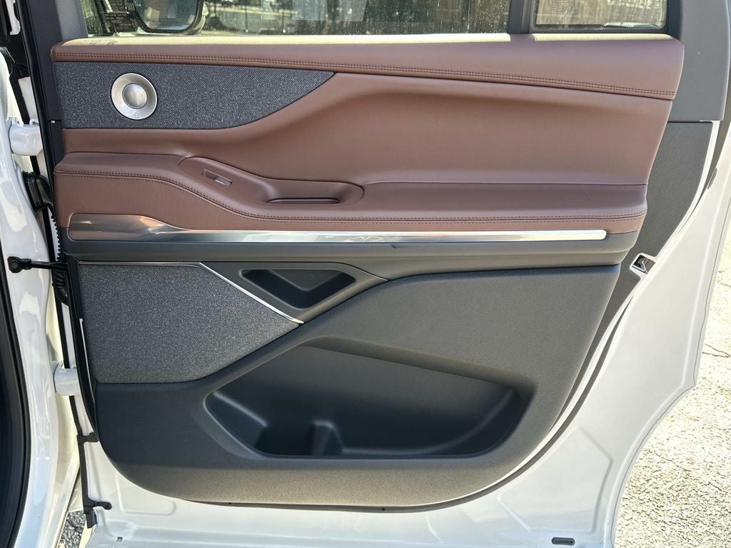 2026 Lincoln Navigator L Reserve