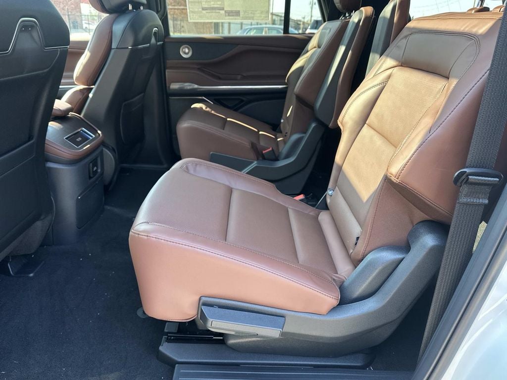 2026 Lincoln Navigator L Reserve