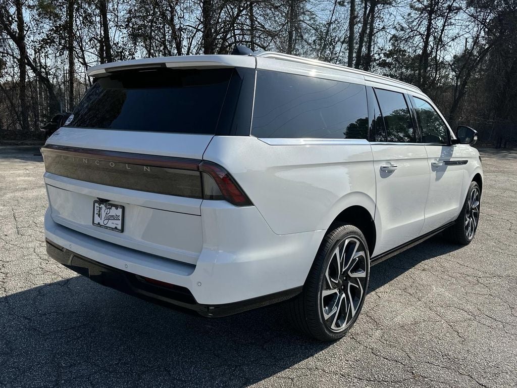 2026 Lincoln Navigator L Reserve