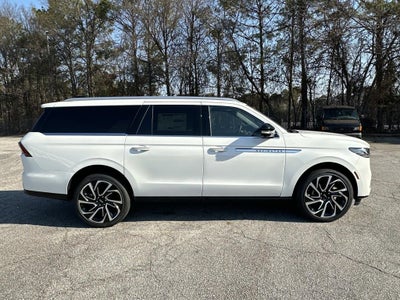 2026 Lincoln Navigator L Reserve