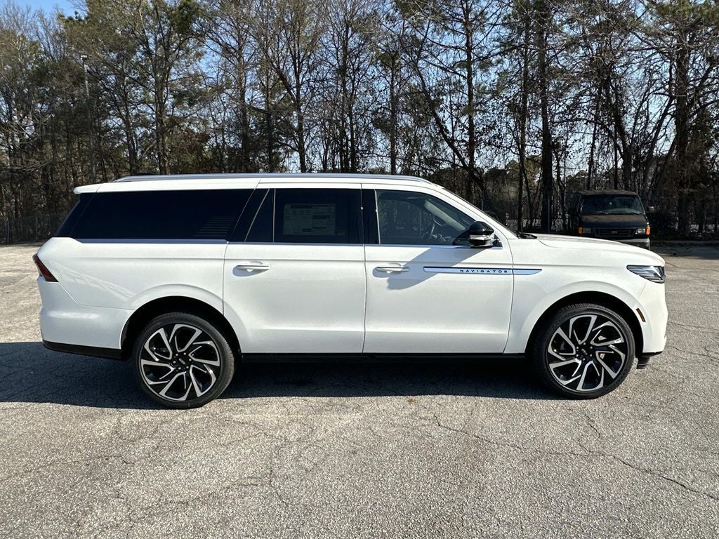 2026 Lincoln Navigator L Reserve