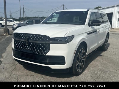 2027 Lincoln Navigator L Black Label