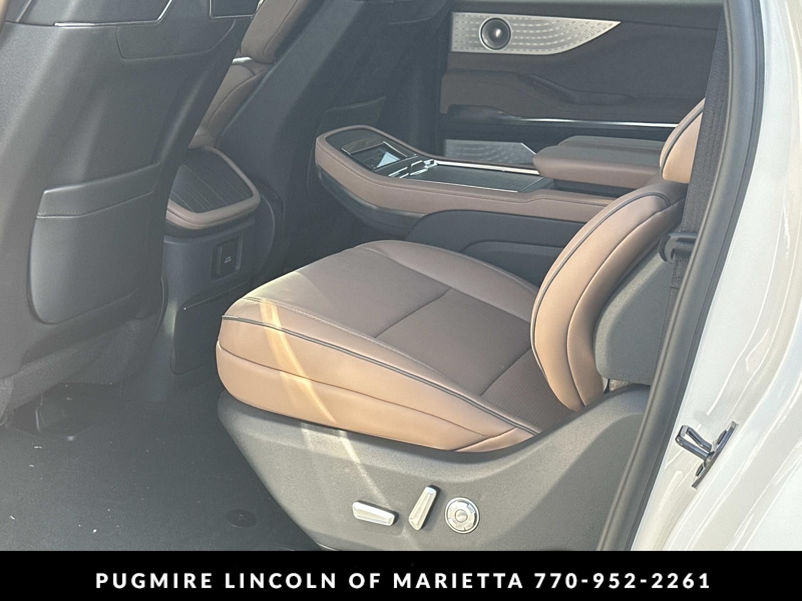 2026 Lincoln Navigator L Black Label