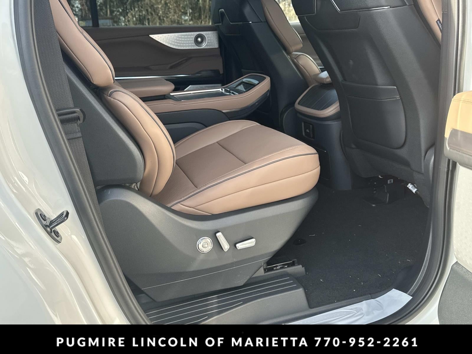2026 Lincoln Navigator L Black Label