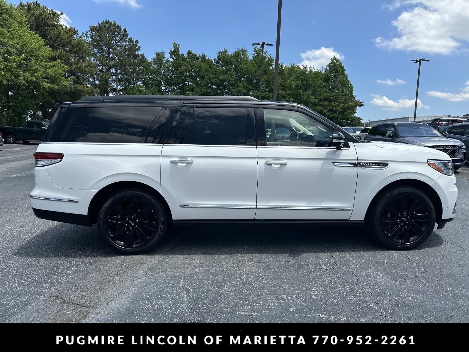 2023 Lincoln Navigator L Black Label