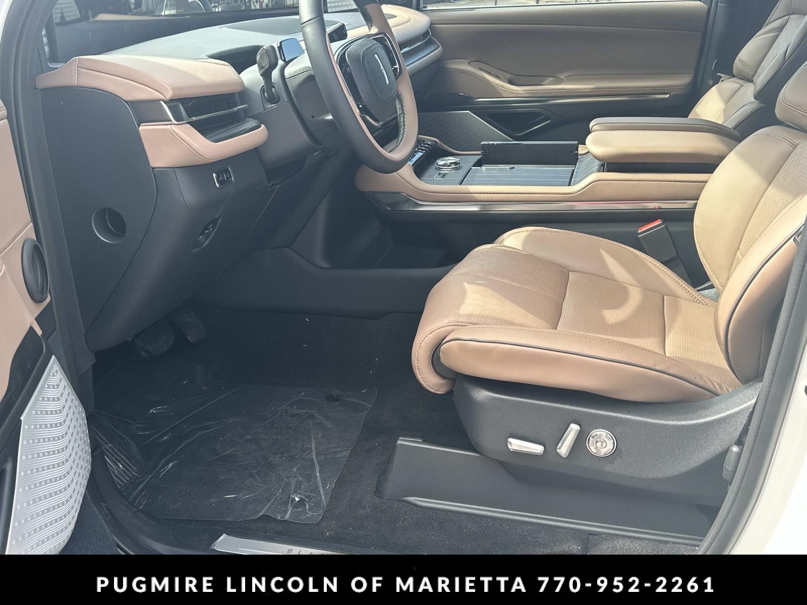 2026 Lincoln Navigator L Black Label