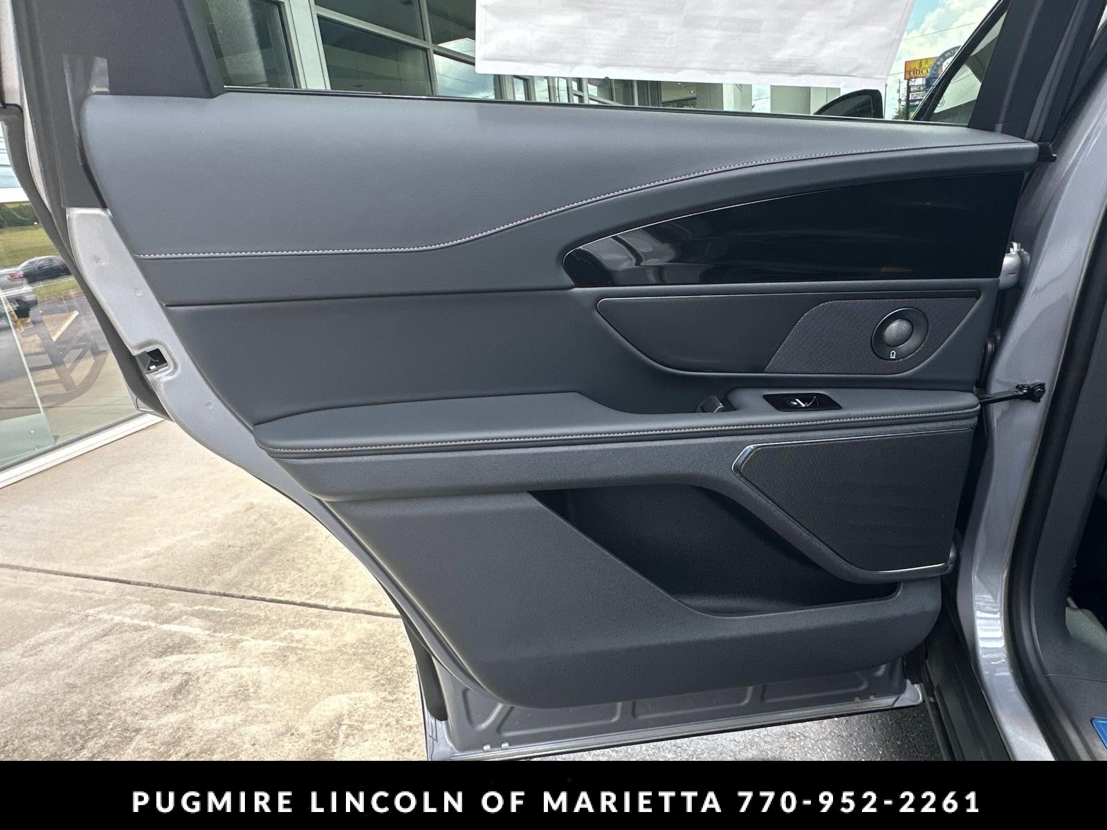 2025 Lincoln Nautilus Reserve