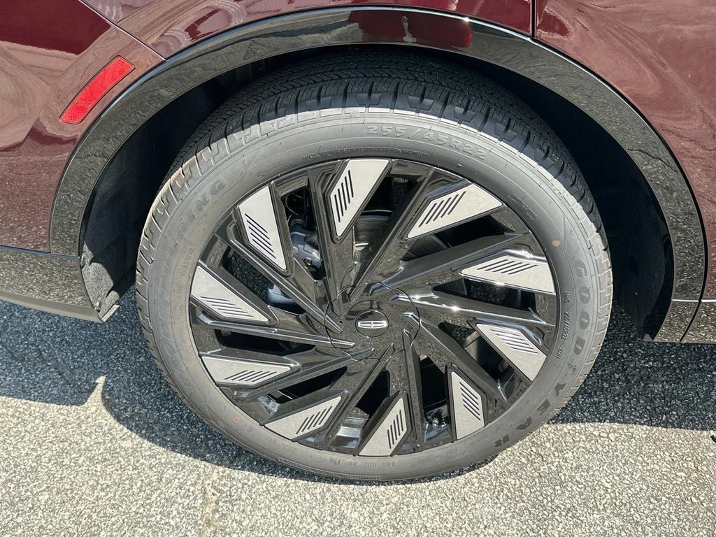 2025 Lincoln Nautilus Reserve