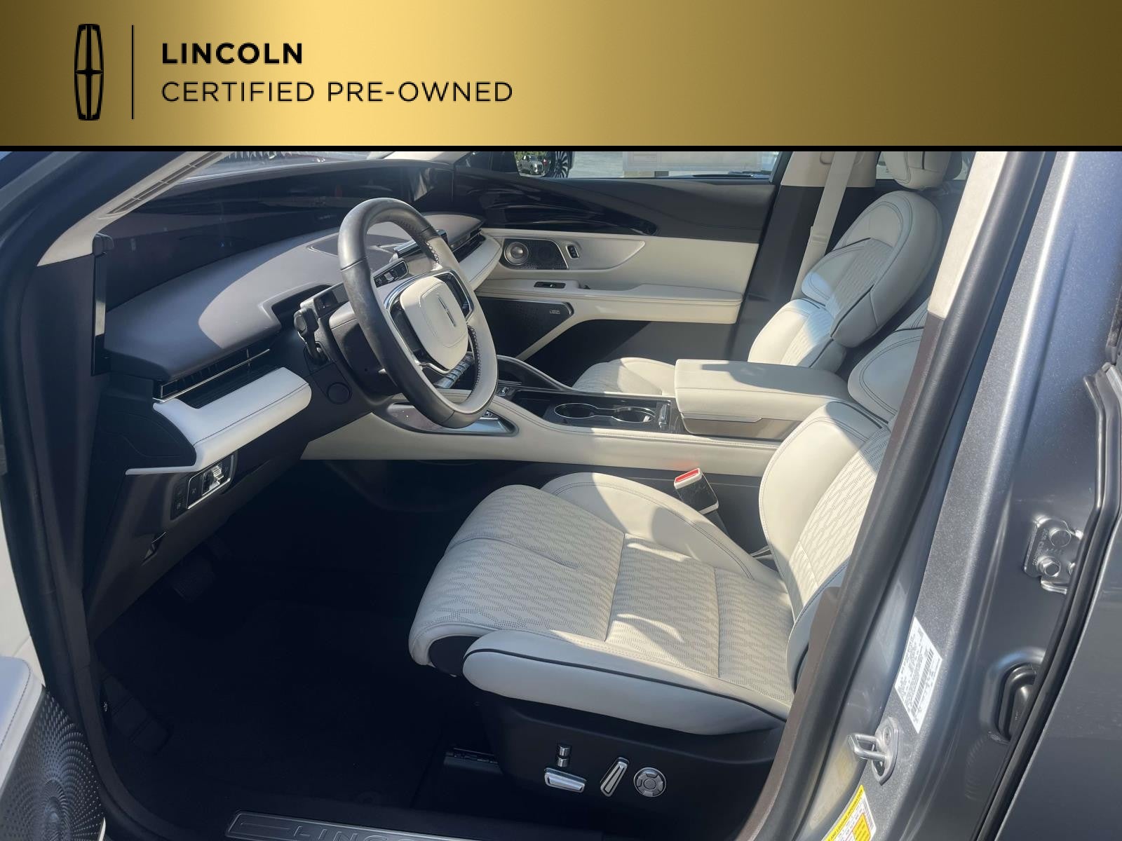 2024 Lincoln Nautilus Black Label