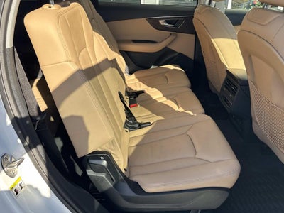 2021 Audi Q7 55 Premium quattro