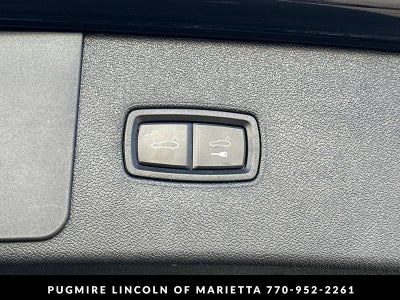 2022 Porsche Cayenne Base