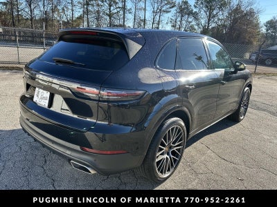 2022 Porsche Cayenne Base