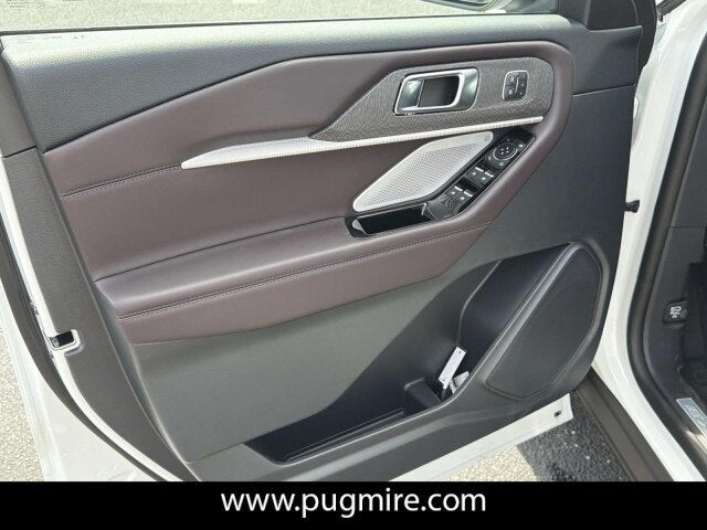 2026 Ford Explorer Platinum™