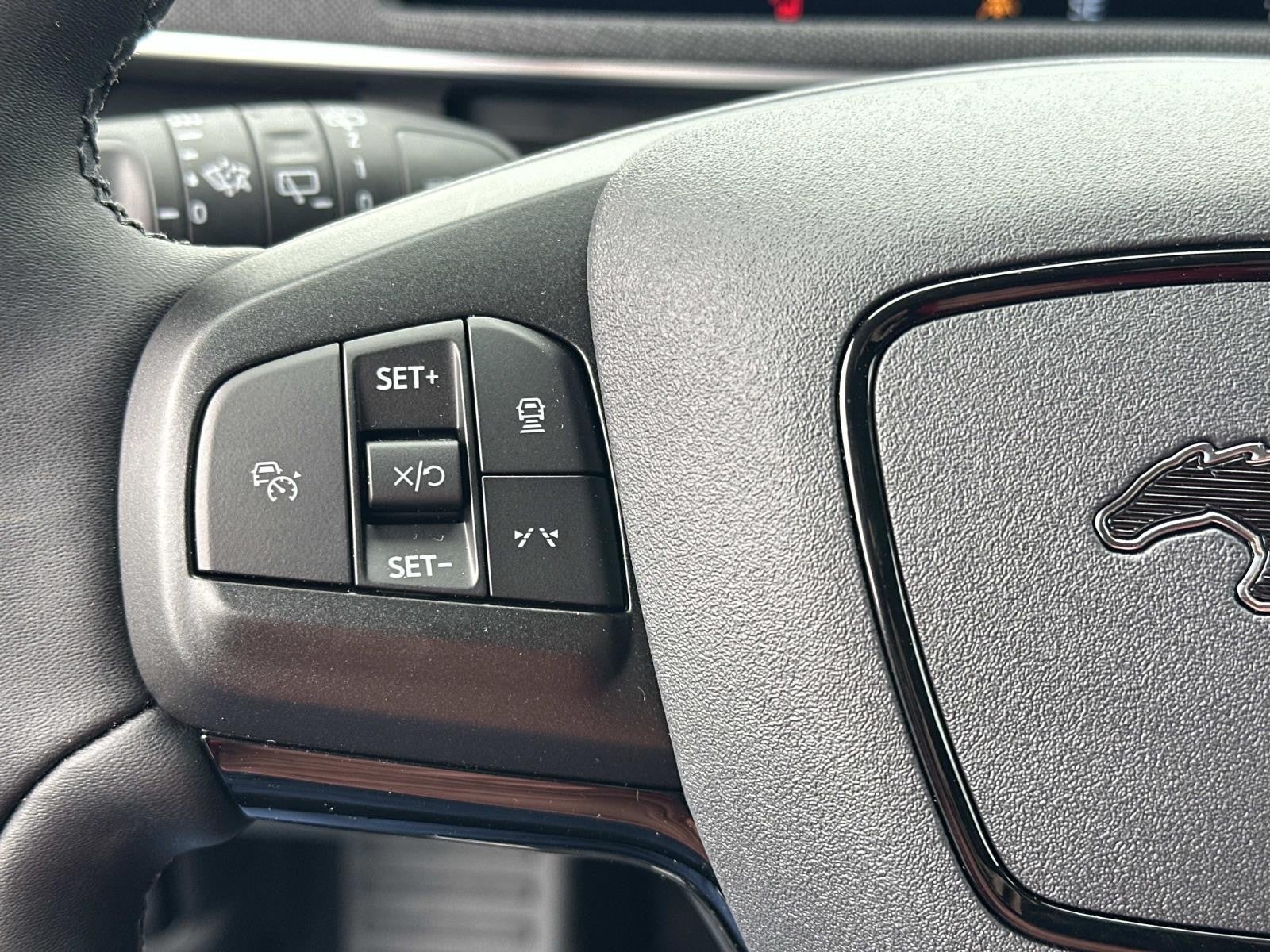 2026 Ford MUSTANG MACH-E SELECT RWD