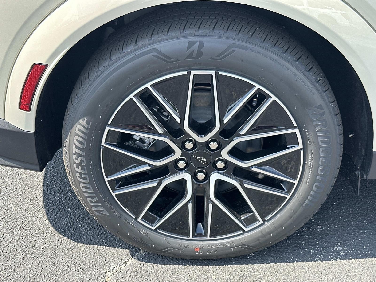 2025 Ford Mustang Mach-E PREMIUM RWD