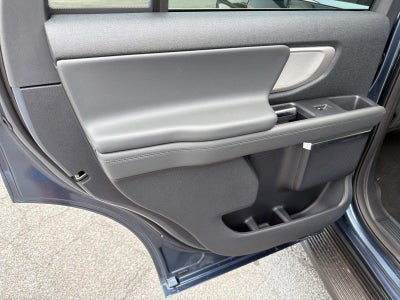 2027 Ford Expedition ACTIVE 4X2