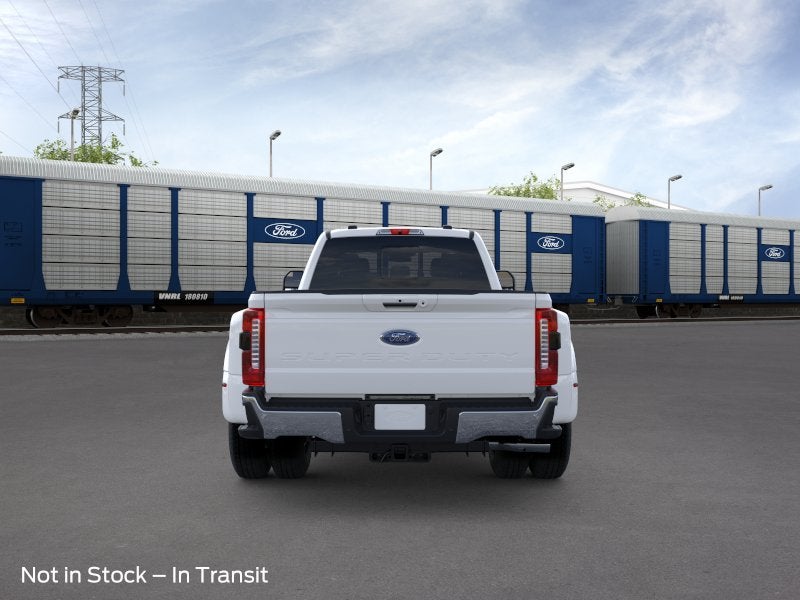 2026 Ford Super Duty F-350 DRW LARIAT