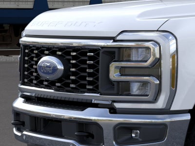 2026 Ford Super Duty F-350 DRW LARIAT