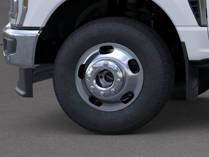 2026 Ford Super Duty F-350 DRW LARIAT